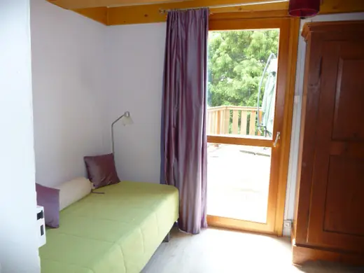 Schlafzimmer 3