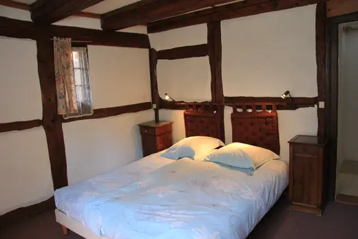 Schlafzimmer 1